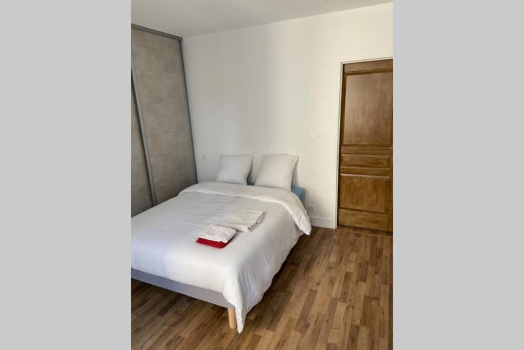 Maison Saint Louis Poitiers Luaran gambar